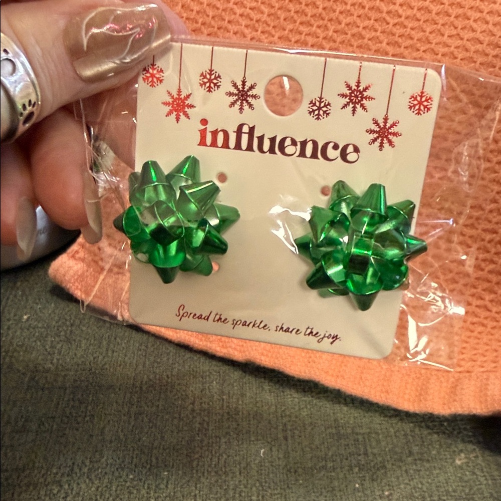 Influence Green Bow Earrings
